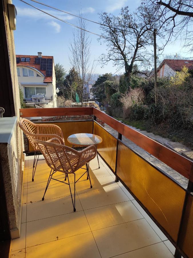 Hillside Lodge Budapest Exterior photo